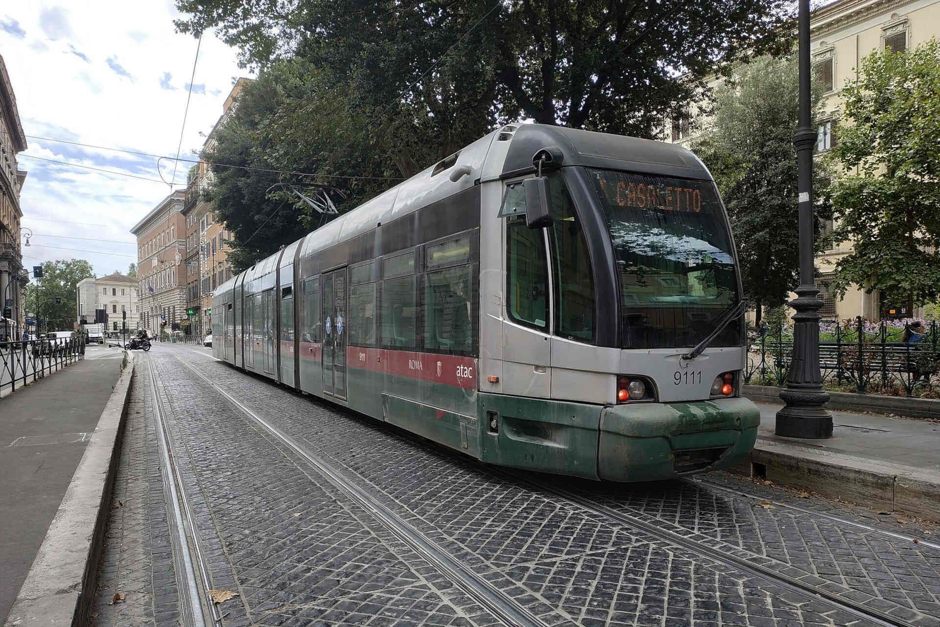 Niente tram!