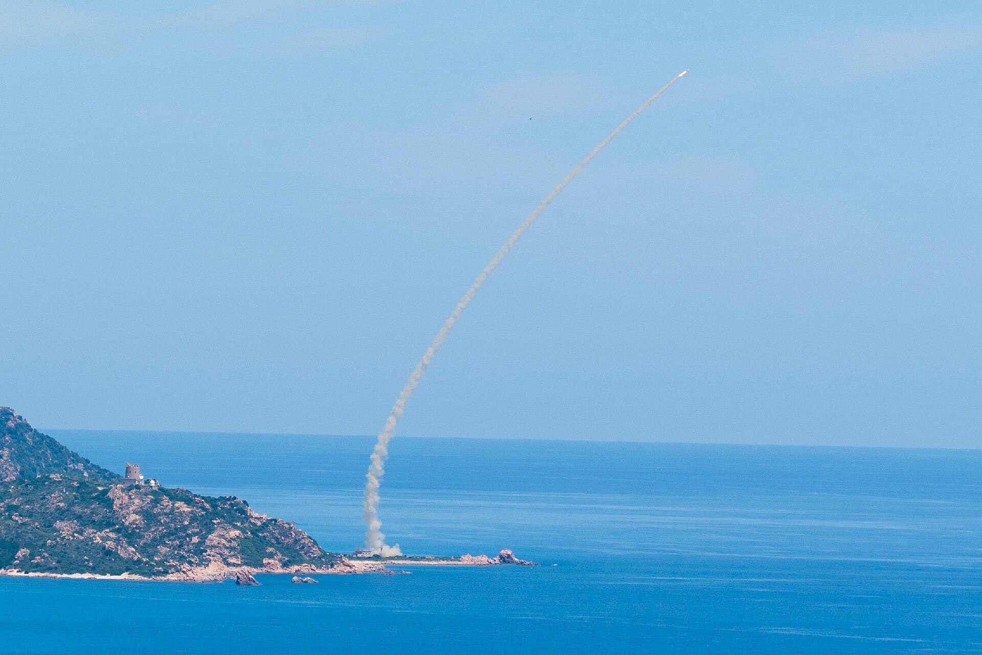 Il destino della Sardegna, zona di sacrificio contesa