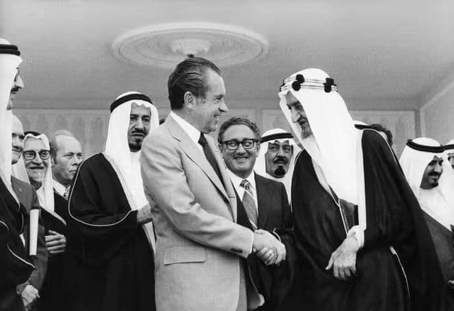 Perché gli USA invadono il Venezuela? Il motivo risale ai tempi di Kissinger